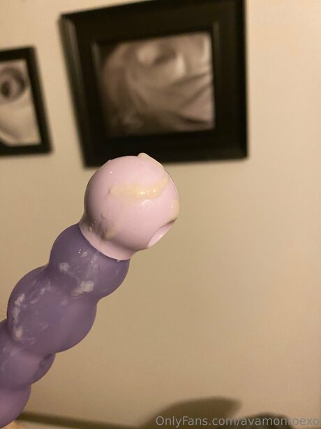 Nahá fotka uniklých OnlyFans od Avaswrldxoxo