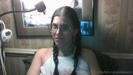 Nacktes geleaktes OnlyFans-Foto von Avibphotos