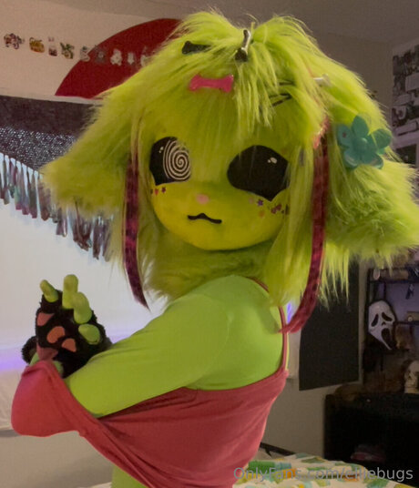 Naken lekkede OnlyFans-bilde av Elliebugs