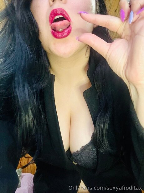 Naken lekkede OnlyFans-bilde av Sexyafroditax