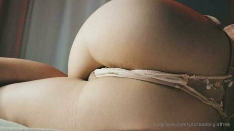 Nacktes geleaktes OnlyFans-Foto von Yourbabbiigiirlfree