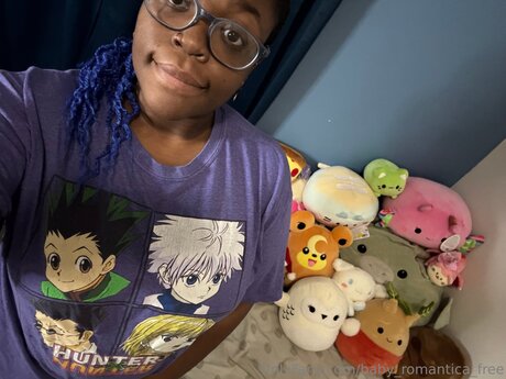 Naakte gelekte OnlyFans-foto van Baby Romantica Free