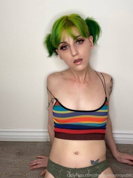 Nacktes geleaktes OnlyFans-Foto von Thequeenastropublic