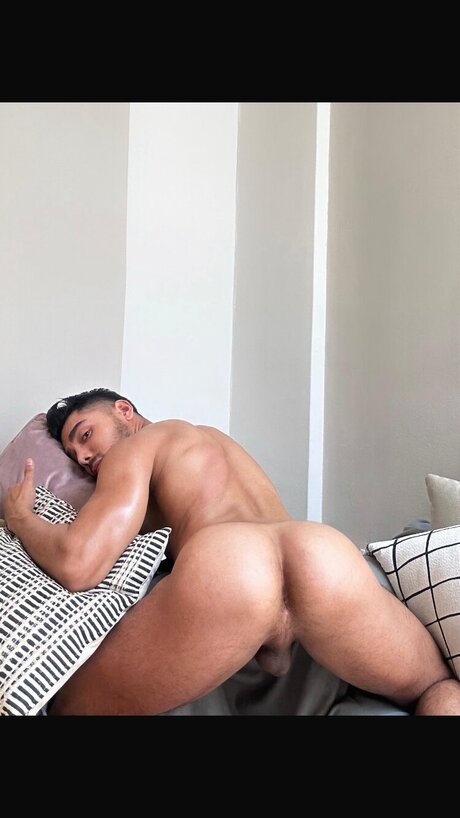 Foto desnuda filtrada de OnlyFans de Gordon Sam