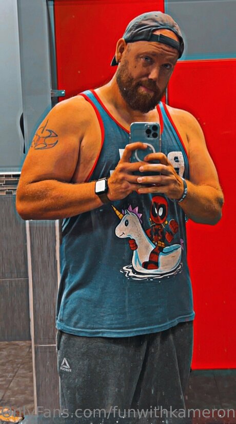 OnlyFans-model Funwithkameron1869