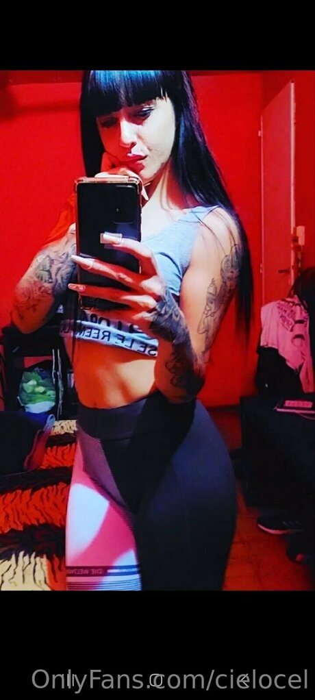 Naakte gelekte OnlyFans-foto van Cielocel