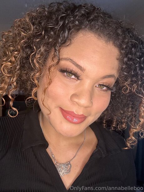 Обнаженная фотография утечки OnlyFans от Annabellebooo