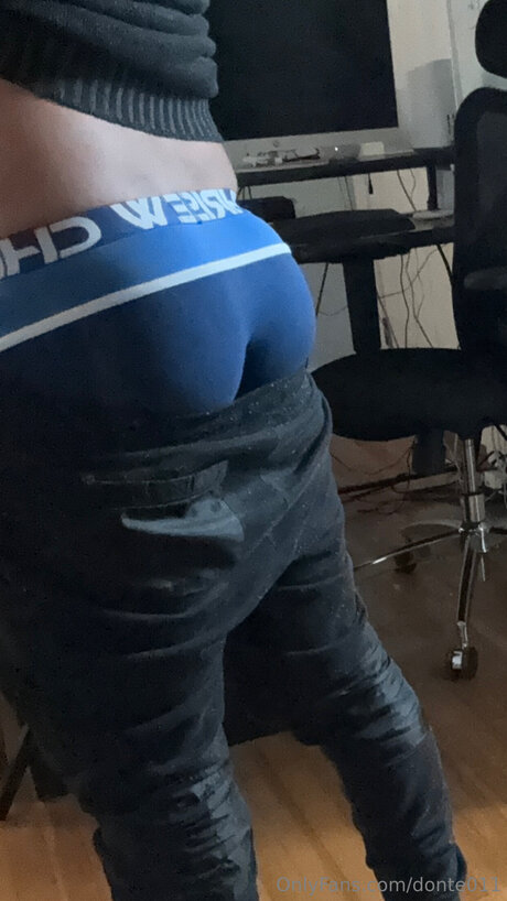 Photo nue de fuite OnlyFans de Donte011