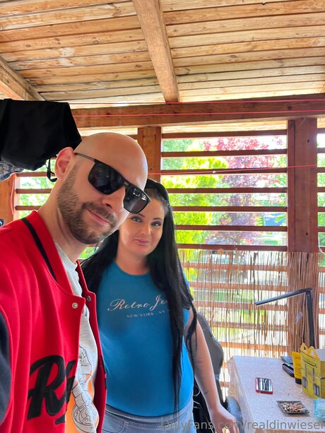 OnlyFans-model Realdinwiesel