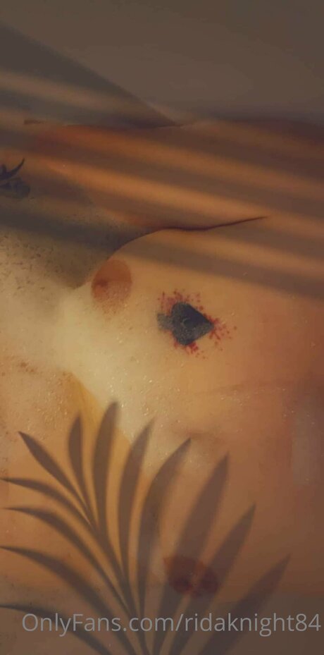 Naken läckt OnlyFans-bild av Ridaknight84