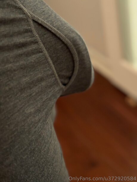 Naken lekkede OnlyFans-bilde av Bluecollar0303