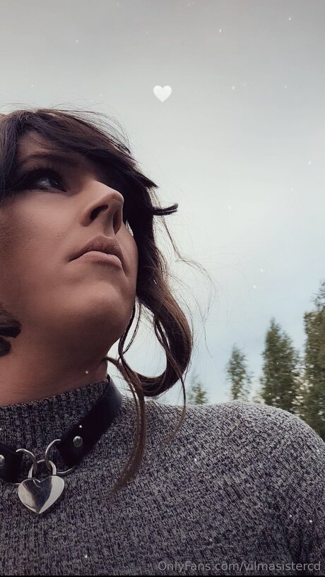 Naken läckt OnlyFans-bild av Vilmasistercd