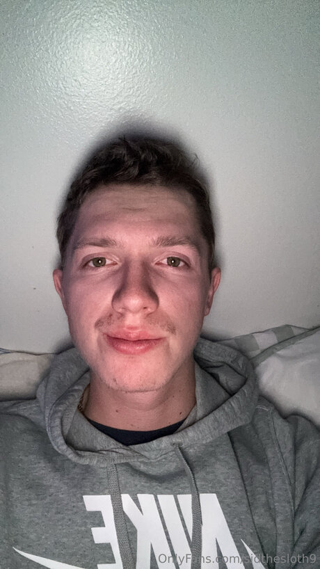 Alasti lekkinud OnlyFans-i pilt Sidthesloth9