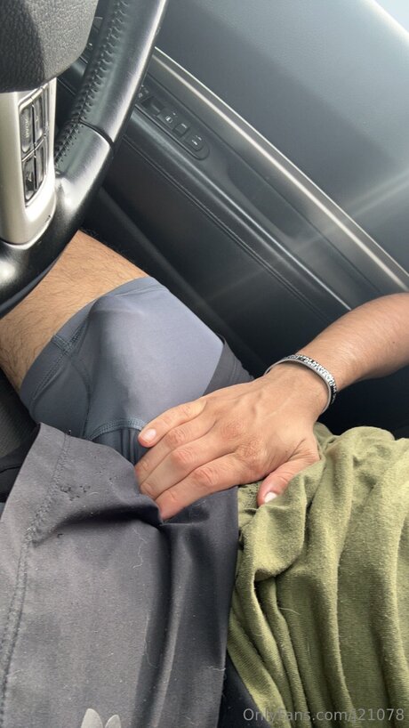 OnlyFans-model J21078