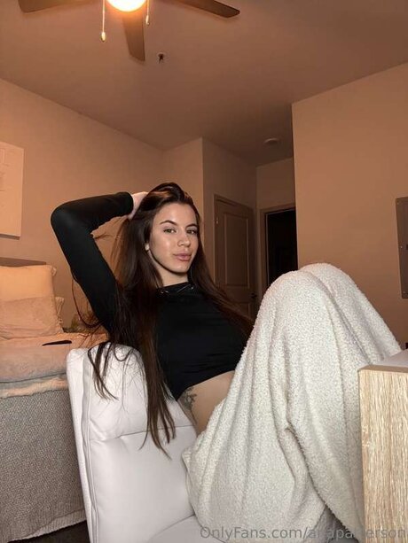 Nacktes geleaktes OnlyFans-Foto von Anapatterson