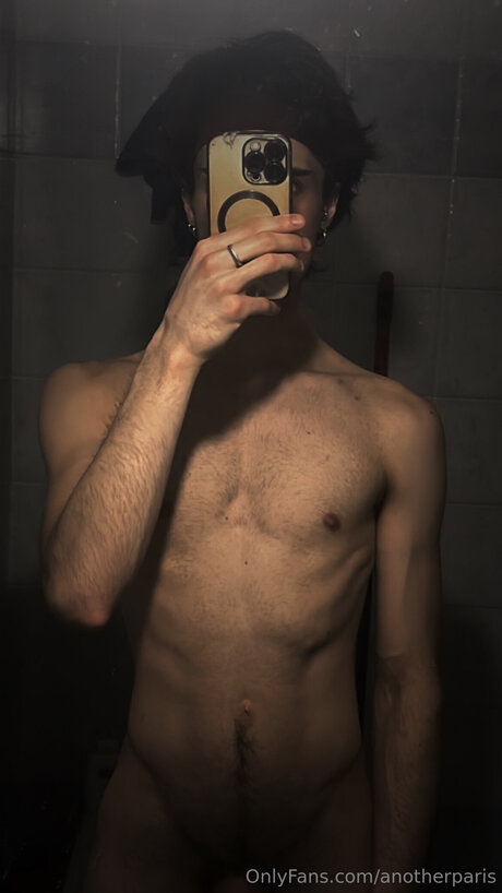 Foto di nudo di fuga di OnlyFans di Anotherparis