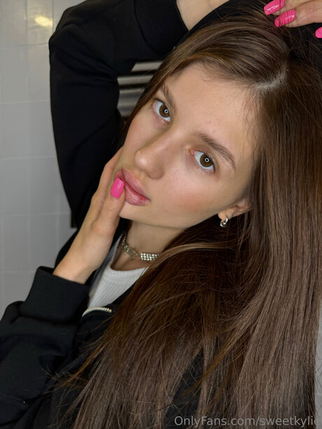 Naken lekkede OnlyFans-bilde av Kylie Oftv