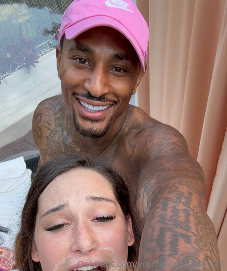 Обнаженная фотография утечки OnlyFans от Yourfavoritefreak420