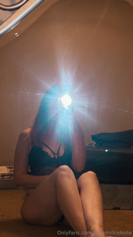 Photo nue de fuite OnlyFans de Babydollceleste