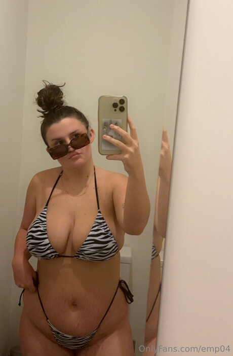 Emp04 OnlyFansリークヌード写真