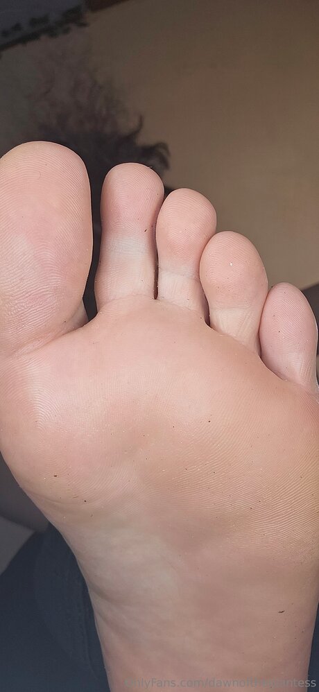Foto di nudo di fuga di OnlyFans di Dawnofthegiantess