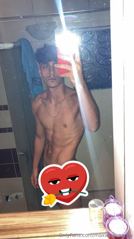 Foto di nudo di fuga di OnlyFans di Maximstepanov