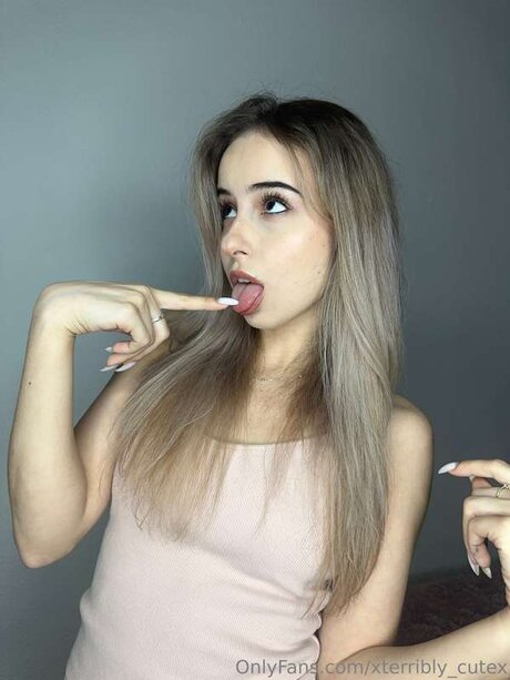 Alasti lekkinud OnlyFans-i pilt Xterribly Cutex