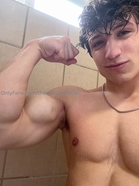 OnlyFans-model Therealbenitalian