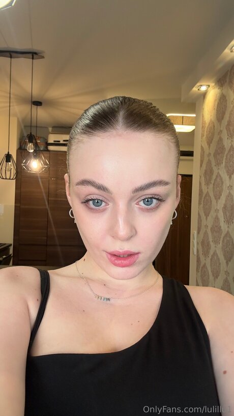 Sophiebloomsfree naked leaks OnlyFans pic