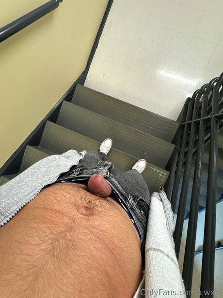 OnlyFans-model Cwxxi