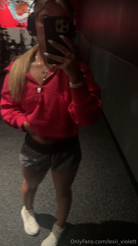 Naken lekkede OnlyFans-bilde av Juliannapeyton