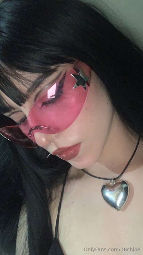 Nacktes geleaktes OnlyFans-Foto von 18chloe