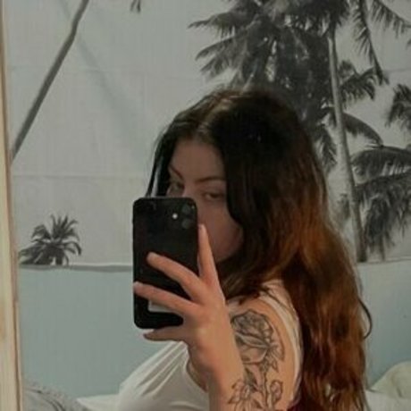 Naakte gelekte OnlyFans-foto van Destinyaar0n