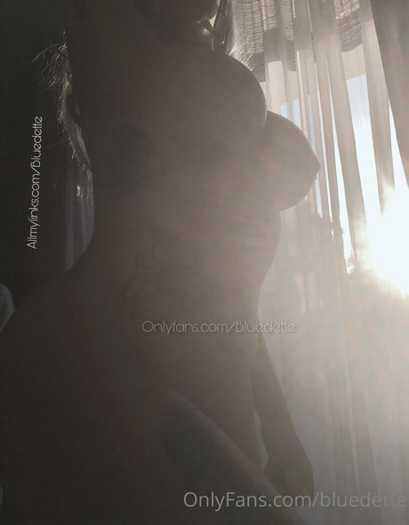 Bluedette OnlyFans泄露裸照