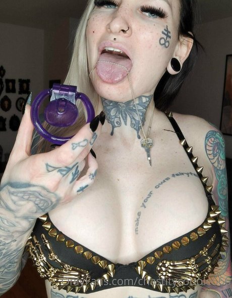 Foto desnuda filtrada de OnlyFans de Chastitycouple666