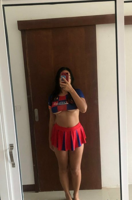 Foto desnuda filtrada de OnlyFans de Sunnythaixxx