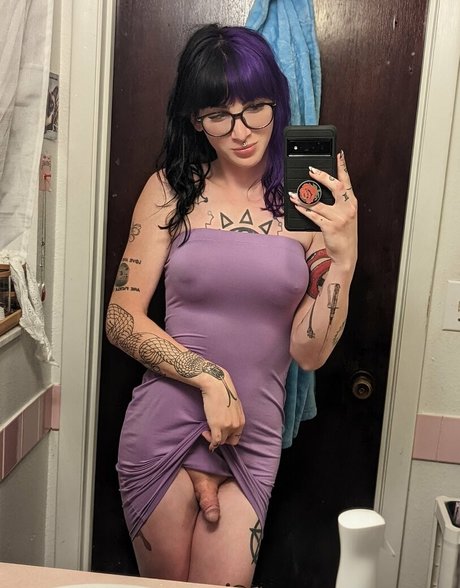 Photo nue de fuite OnlyFans de Violet Valentine