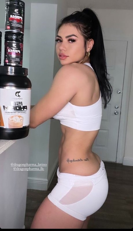 Naakte gelekte OnlyFans-foto van Alianyia Palmar