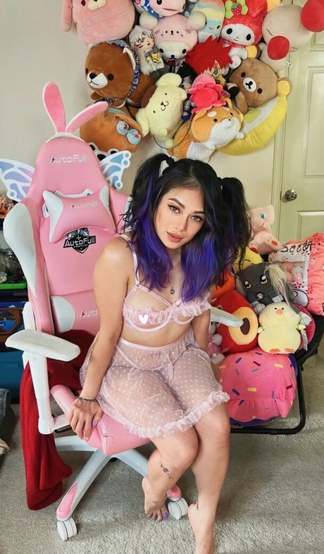 Naken lekkede OnlyFans-bilde av Bxmbchelle