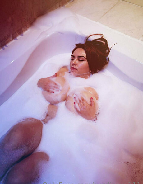 Обнаженная фотография утечки OnlyFans от Gordisexy111