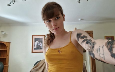 Alasti lekkinud OnlyFans-i pilt Applethecompany