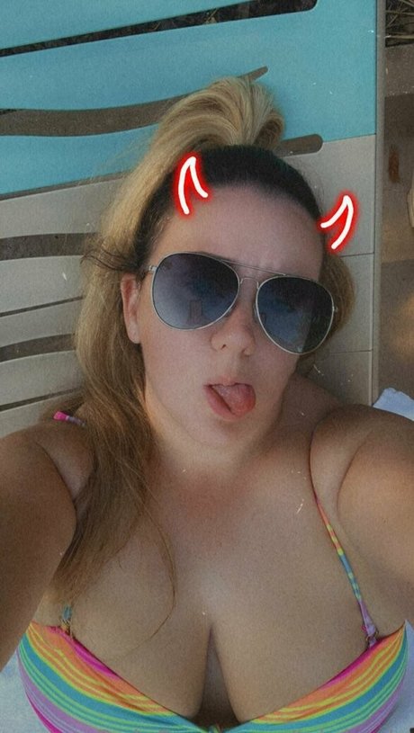 Naken lekkede OnlyFans-bilde av Tripleds