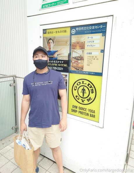 Nacktes geleaktes OnlyFans-Foto von Largedogcollar