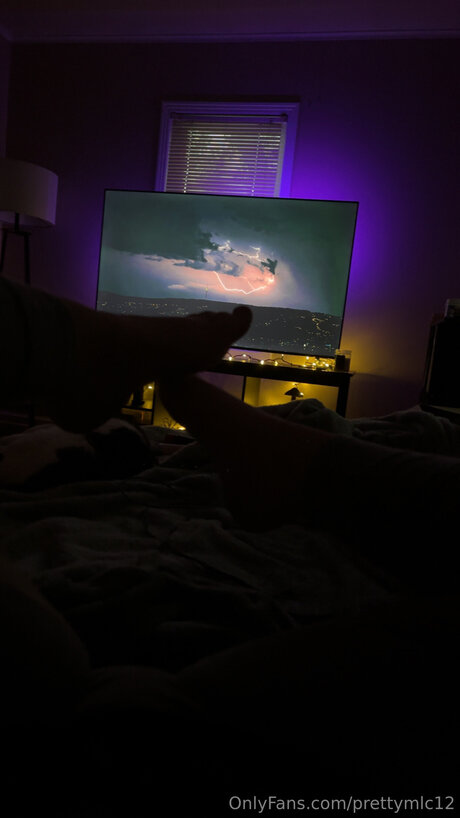 Alasti lekkinud OnlyFans-i pilt Prettymlc12