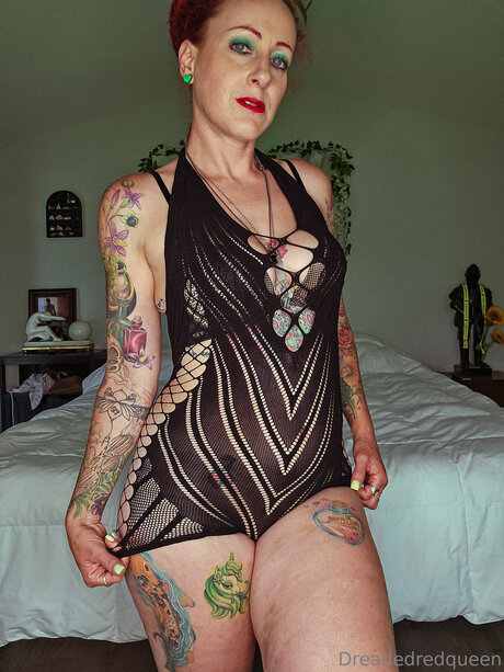 Nacktes geleaktes OnlyFans-Foto von Dreadedredqueen Free