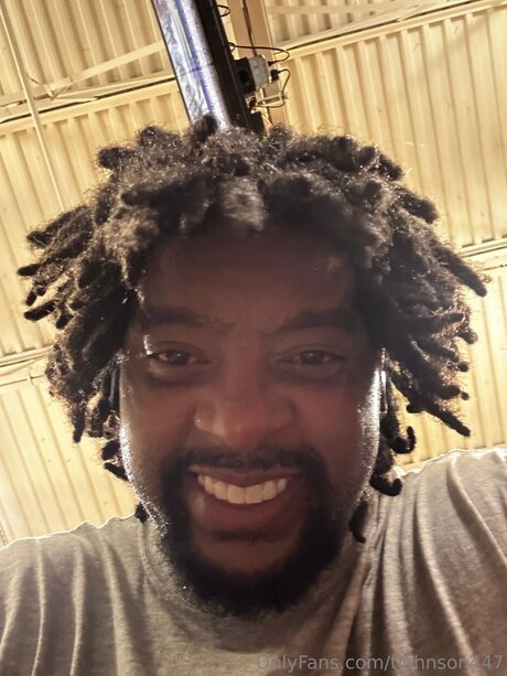 Nacktes geleaktes OnlyFans-Foto von Tjohnson447