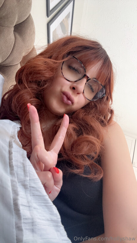 Naken lekkede OnlyFans-bilde av Clarawhitmore