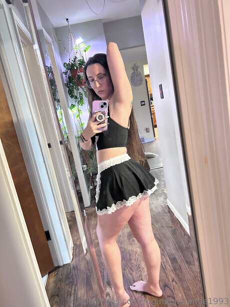 Alasti lekkinud OnlyFans-i pilt Reginaphalange1993