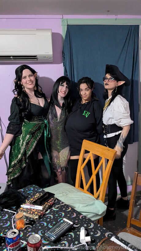 Showmeyourcrits naked leaks OnlyFans pic