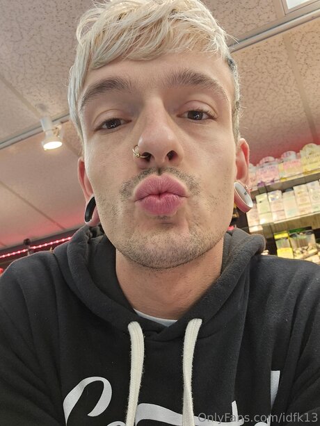 Foto di nudo di fuga di OnlyFans di Idfk13